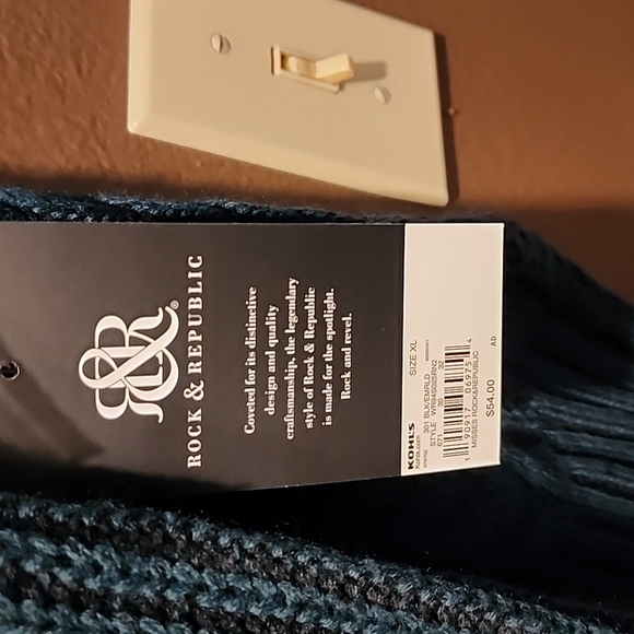 Rock & Republic Sweater XL NWT - Picture 3 of 4